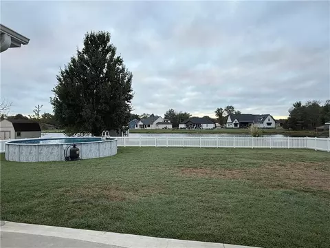Exterior - 112 Johns Ct, Frontenac, KS 66763 photo 4 of 5