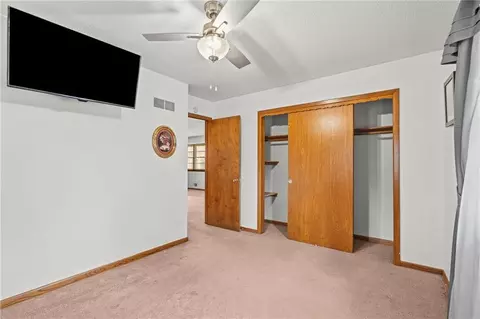 Bedroom - 13213 E 44th St, Independence, MO 64055 photo 4 of 4