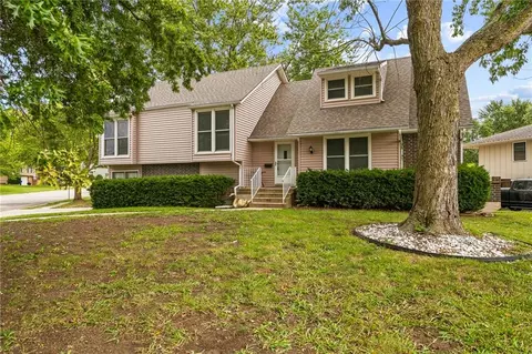 3712 Christiansen Dr, Blue Springs, MO 64014