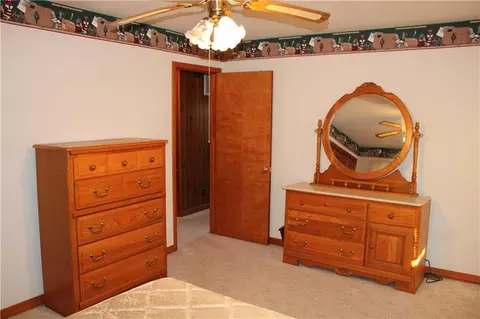 Bedroom - 11 Spruce St, Greenfield, MO 65661 photo 4 of 13