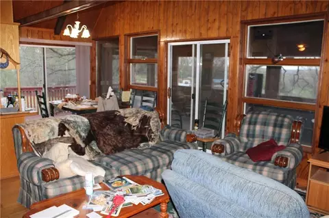 Living - 11 Spruce St, Greenfield, MO 65661 photo 9 of 12