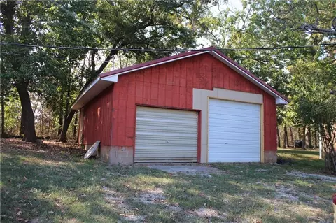 Other - 11 Spruce St, Greenfield, MO 65661 photo 8 of 22