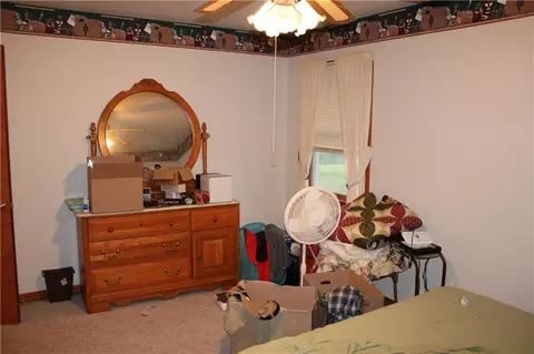 Bedroom - 11 Spruce St, Greenfield, MO 65661 photo 8 of 13