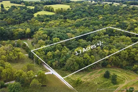 Berry Park Road, Sedalia, MO 65301