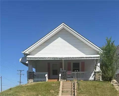 1244 Ann Ave, Kansas City, KS 66102