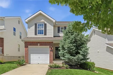 1822 NW 82nd St, Kansas City, MO 64151