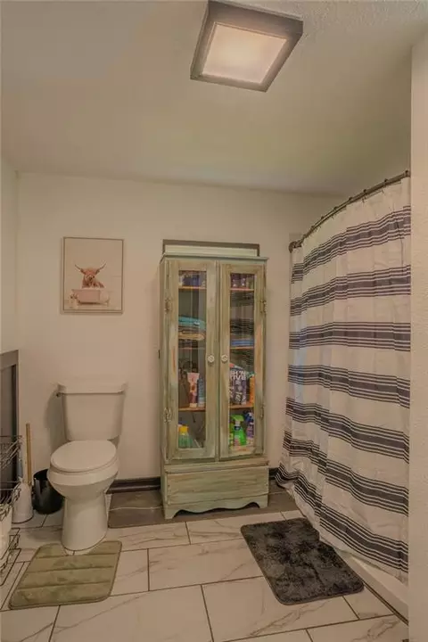 Bath - 203 E Sycamore St, Weir, KS 66781 photo 2 of 3