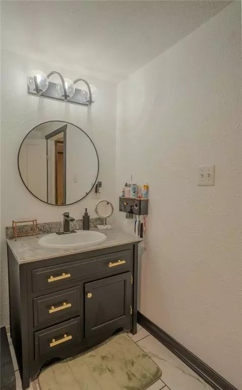 Bath - 203 E Sycamore St, Weir, KS 66781 photo 3 of 3