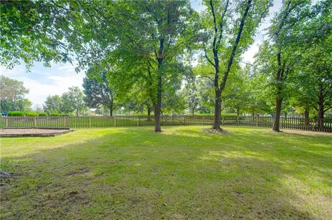 Exterior - 8533 Hall St, Lenexa, KS 66216 photo 4 of 9