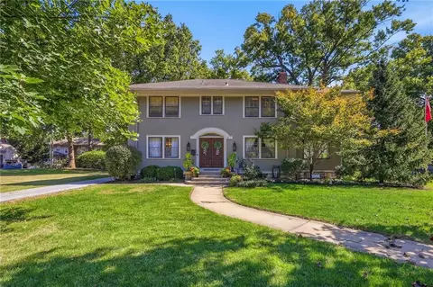 7321 Belleview Ave, Kansas City, MO 64114