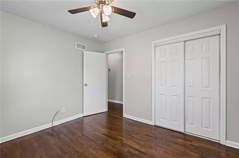 Bedroom - 11400 E 11th St, Independence, MO 64054 photo 4 of 9