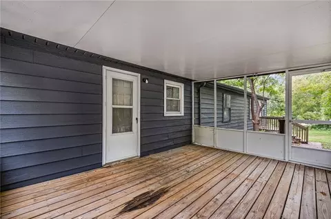 Exterior - 11400 E 11th St, Independence, MO 64054 photo 11 of 12
