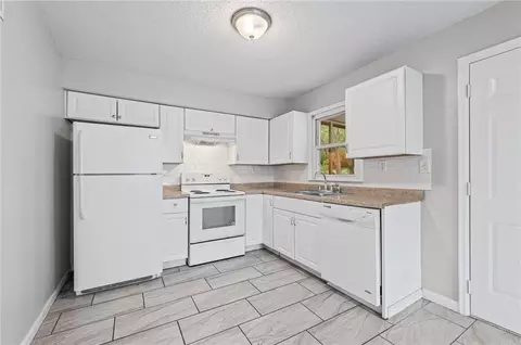 Kitchen - 11400 E 11th St, Independence, MO 64054 photo 1 of 1