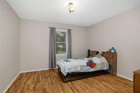 Bedroom - 32951 1st St, Conception, MO 64433 photo 1 of 6
