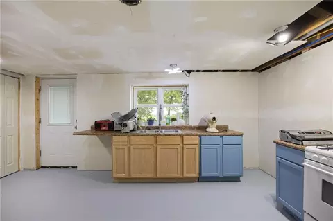Kitchen - 32951 1st St, Conception, MO 64433 photo 4 of 4