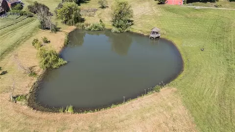 View/Area - 2323 S Crenshaw Rd, Independence, MO 64057 photo 2 of 5