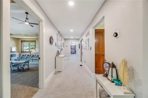 Entry Way - 2323 S Crenshaw Rd, Independence, MO 64057 photo 5 of 9