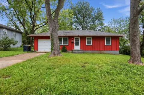 11015 Herrick Ave, Kansas City, MO 64134
