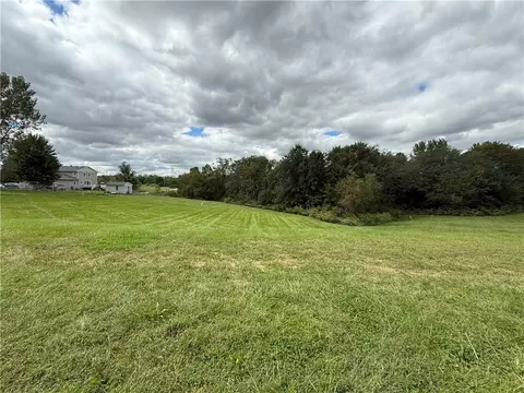 215 Fifth Ave, Pattonsburg, MO 64670
