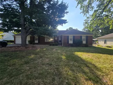 6441 Woodson Dr, Mission, KS 66202