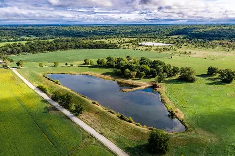 22829 Showalter Rd, Lacygne, KS 66040