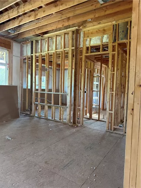 Entry Way - 833 Reed Dr, Raymore, MO 64083 photo 2 of 2