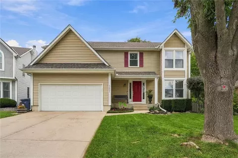 12265 S Mullen Rd, Olathe, KS 66062