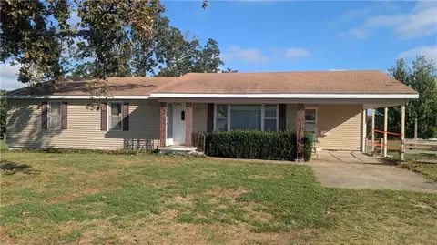 4010 320 Rd, El Dorado Springs, MO 64744