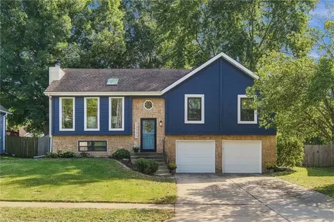 15731 W 146th St, Olathe, KS 66062