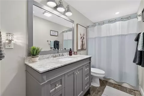 Bath - 112 W Main St, Freeman, MO 64746 photo 1 of 2