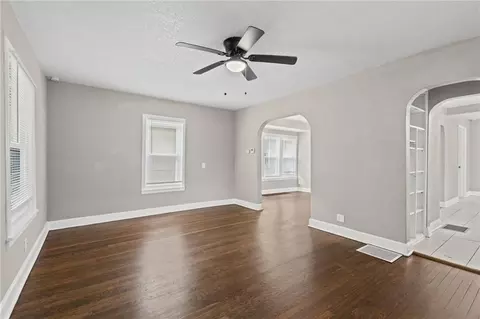 Living - 822 S Hardy Ave, Independence, MO 64053 photo 1 of 3