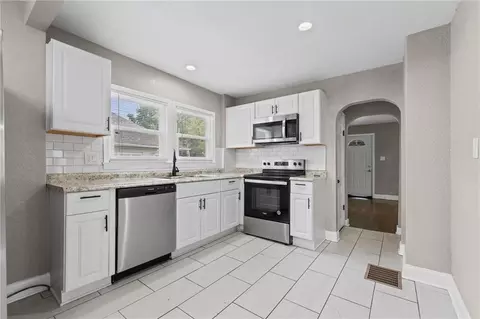 Other - 822 S Hardy Ave, Independence, MO 64053 photo 2 of 8