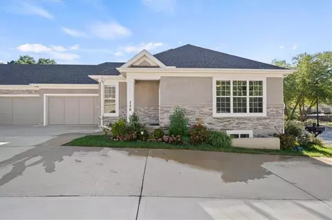 728 E 110th Ter, Kansas City, MO 64131