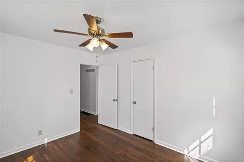Bedroom - 3916 S Spring St, Independence, MO 64055 photo 1 of 10