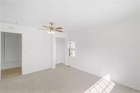 Bedroom - 3916 S Spring St, Independence, MO 64055 photo 6 of 10