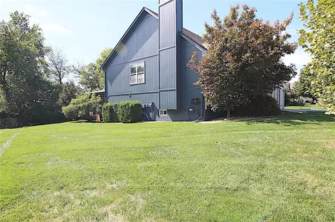 2017 SW Post Oak Rd, Lees Summit, MO 64082 photo 6