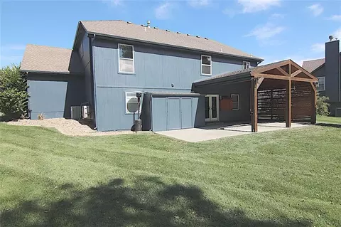 2017 SW Post Oak Rd, Lees Summit, MO 64082 photo 3