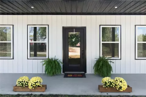 1845 Lafayette Dr, Odessa, MO 64076