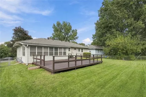 Exterior - 9053 E 83rd St, Raytown, MO 64138 photo 7 of 8