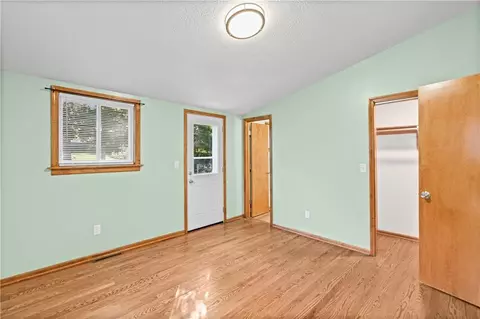 Bedroom - 2429 S 2431 S Harvard Ave, Independence, MO 64052 photo 5 of 6