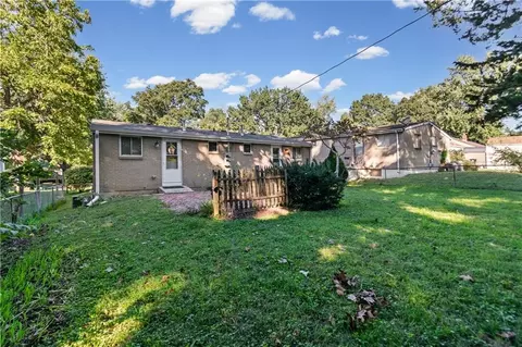 Exterior - 2429 S 2431 S Harvard Ave, Independence, MO 64052 photo 5 of 5