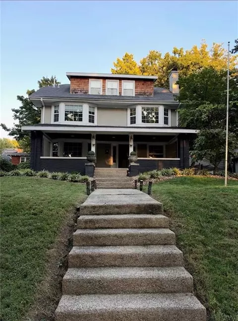 6023 Main St, Kansas City, MO 64113