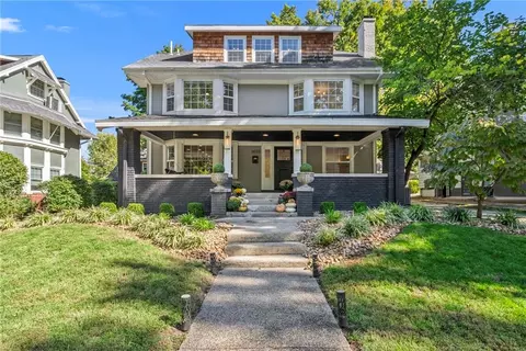 6023 Main St, Kansas City, MO 64113
