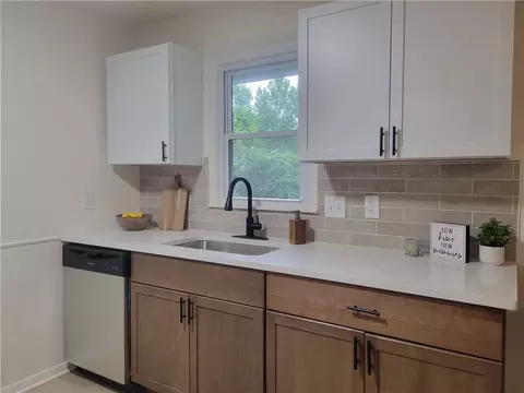 Kitchen - 9336 E 25th Ter S, Independence, MO 64052 photo 1 of 5
