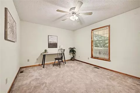 Bedroom - 19108 E 27th St Ct, Independence, MO 64057 photo 5 of 6