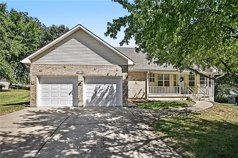 Exterior - 19108 E 27th St Ct, Independence, MO 64057 photo 2 of 5