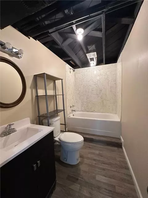 10401 E 69th St, Raytown, MO 64133 photo 9