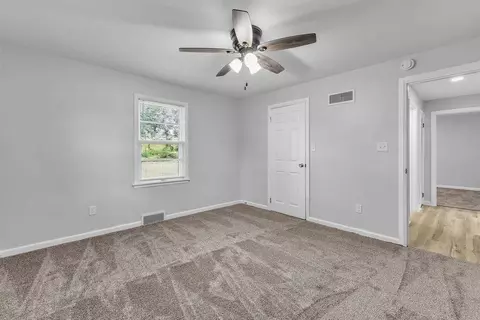Bedroom - Powers Drive, Saint Joseph, MO 64503 photo 5 of 6