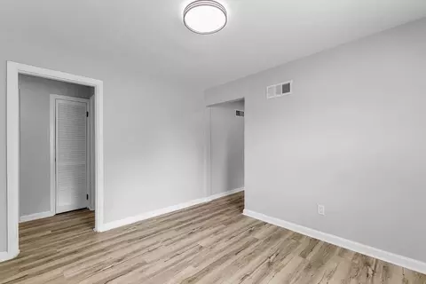 Entry Way - Powers Drive, Saint Joseph, MO 64503 photo 1 of 5