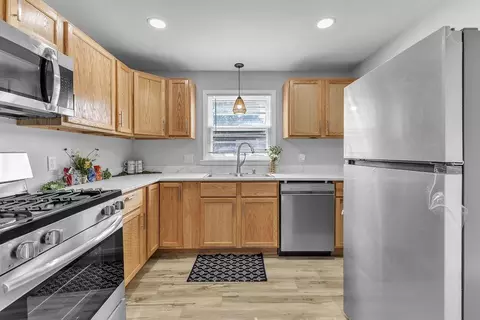 Kitchen - Powers Drive, Saint Joseph, MO 64503 photo 1 of 2